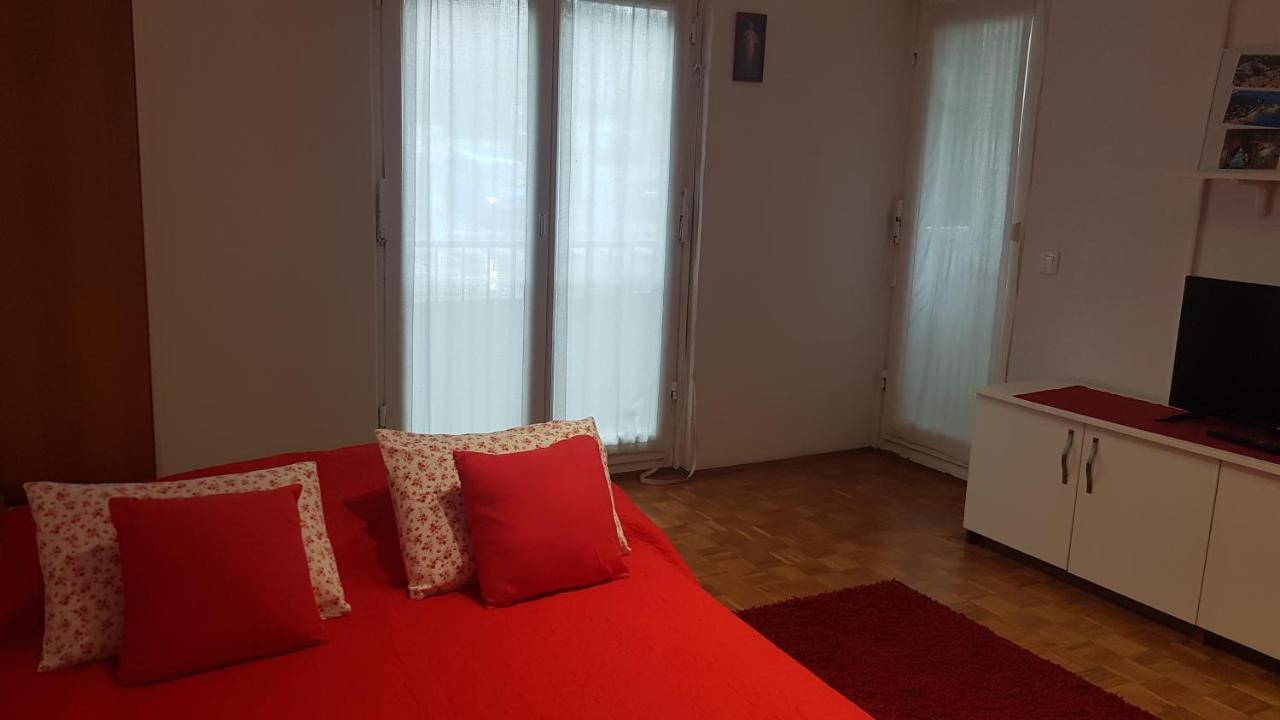 Apartment Jadranka Pola Esterno foto